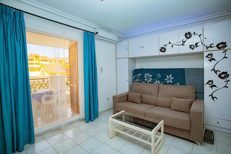 020 Lovely Studio - Alicante Holiday - image 7