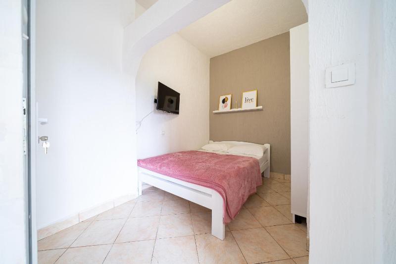 Double Studio with Terrace image 4