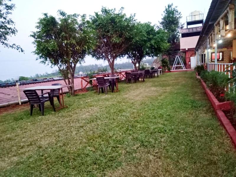 Shivneri Valley Escape Hotel - A Scenic Valley View Hotel in Mahabaleshwar - image 20
