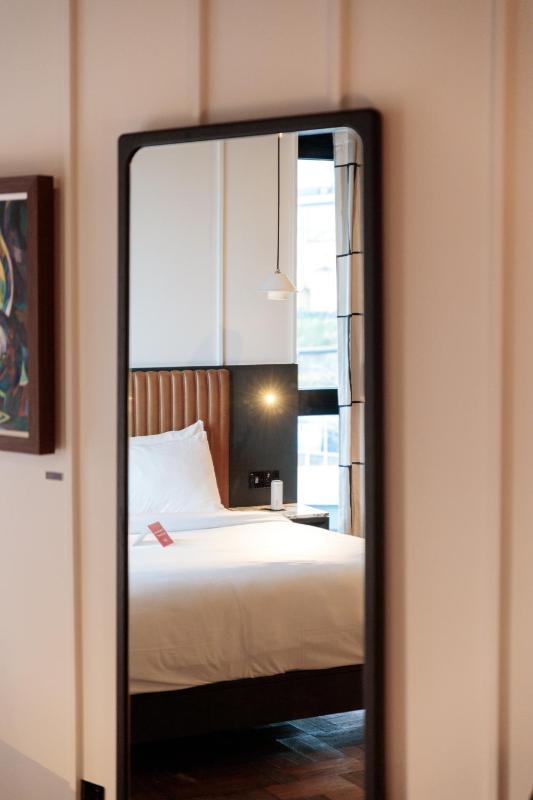 Junior Suite image 2