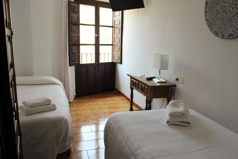 Quadruple Room image 4