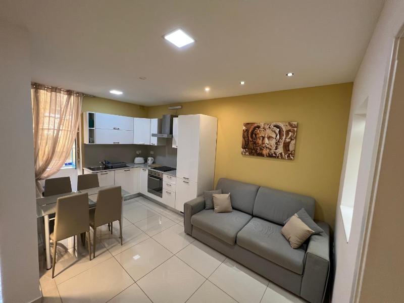 St. Elmo Apartments - image 10