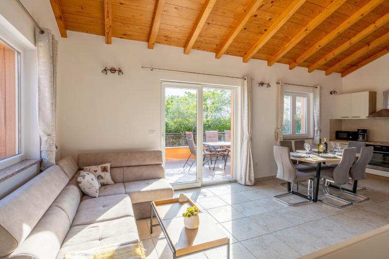 Holiday house TOIĆI - image 18