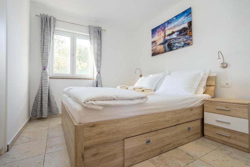 Holiday house TOIĆI - image 32