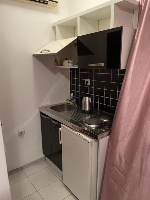 Deluxe Double Room with Side Sea View image 4