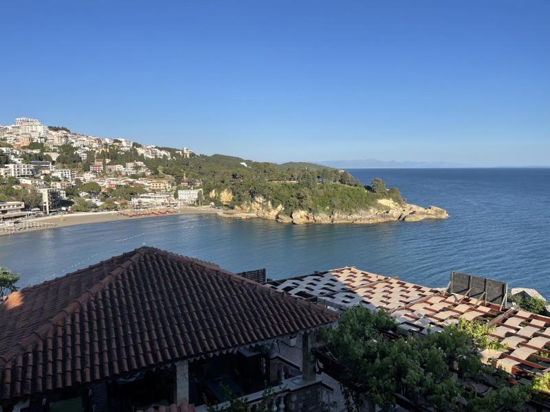 Deluxe Double Room with Side Sea View image 1