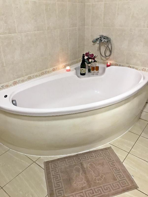 Family Room with Bathroom image 2