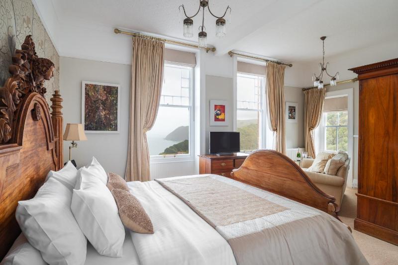 Double Room with Private Bathroom image 1