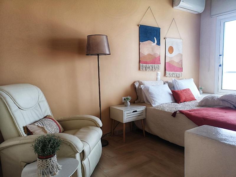 Two Bedroom Villa Amerisa with Outdoor Hot Tub & Sea View image 3