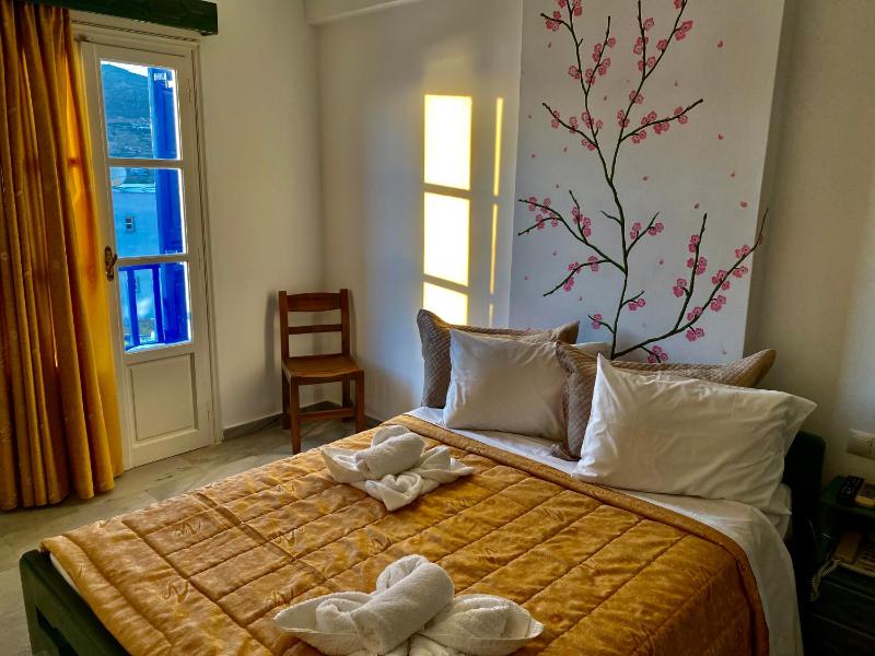 Double Room with Sea View image 1