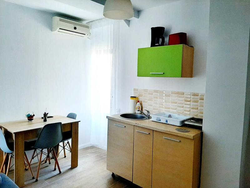 Apartment with Sea View image 3