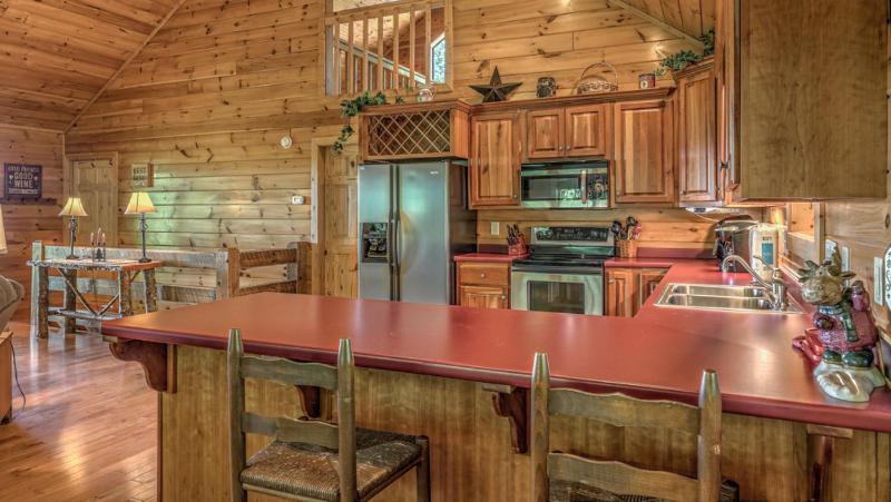 High Country Hideaway- Pet Friendly | Close to Town | Large Hot Tub | Outdoor Fireplace - image 25