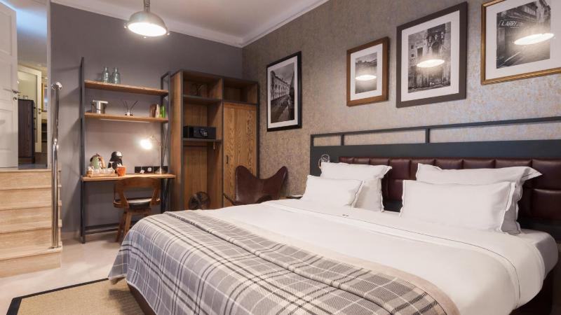 Comfort Quadruple Room image 4