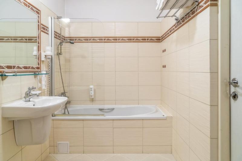 Studio with passage to Zakopane baths image 3