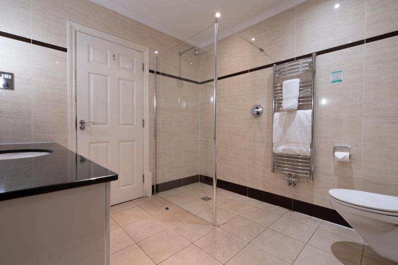 Suite image 3
