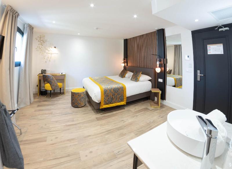 Double Room COSY image 3