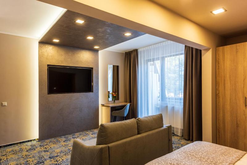 Junior Suite image 2