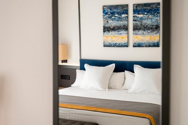 URH Sitges Playa - image 3