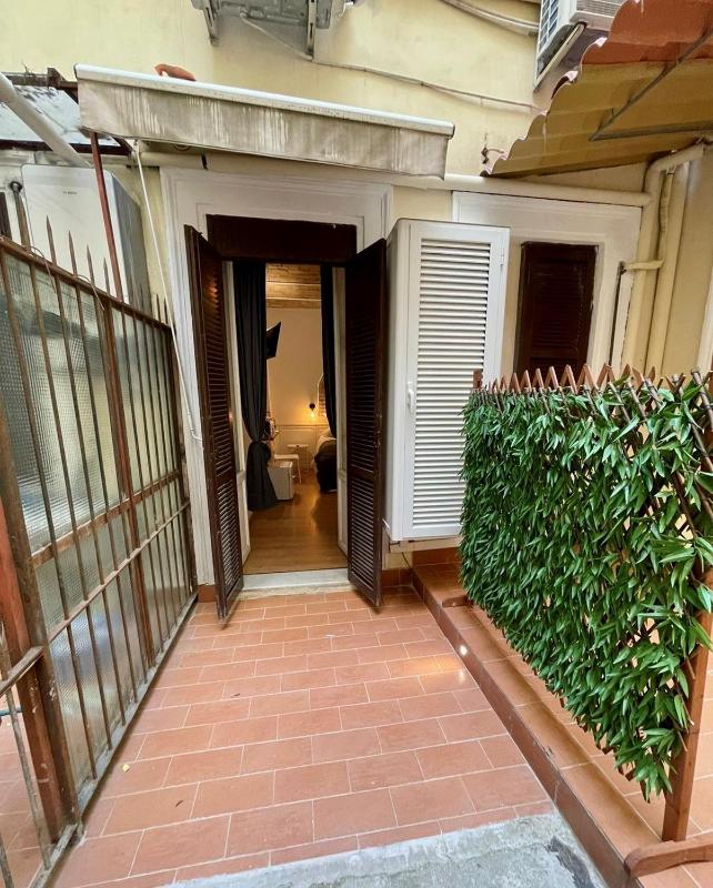 Double Room with Private Bathroom image 3