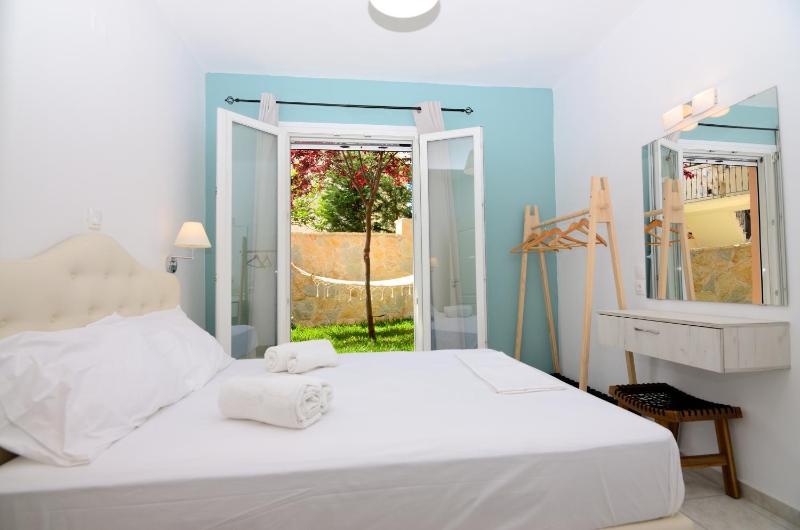 Villa Ektoras by EY Villas - image 34