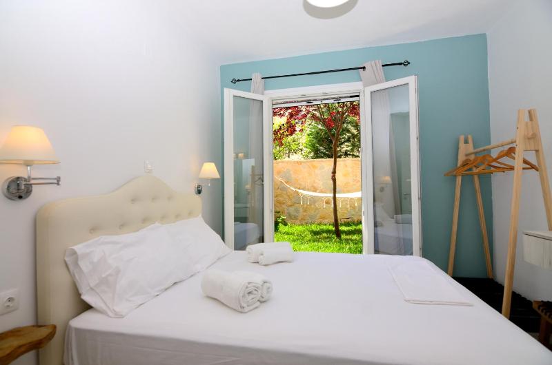 Superior One-Bedroom Apartment image 1