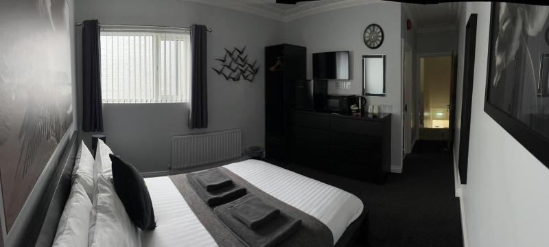 Deluxe Double Room image 1