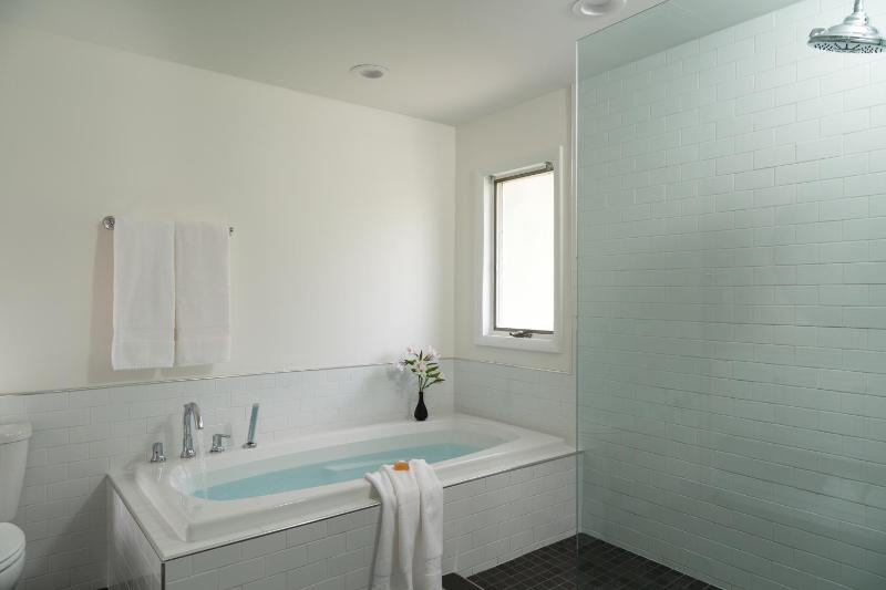 Suite image 3