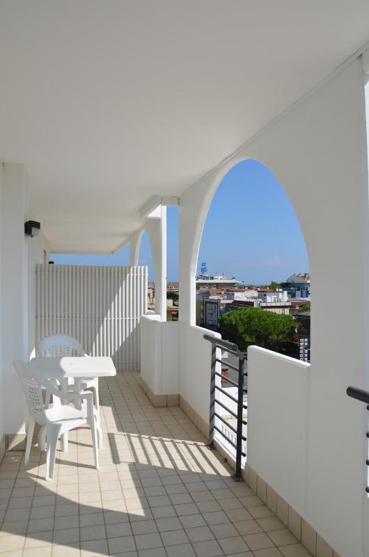 One-Bedroom Apartment (4 Adults) image 2