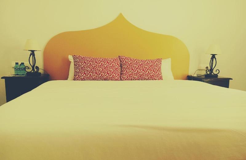 Twin Room with Street View image 1