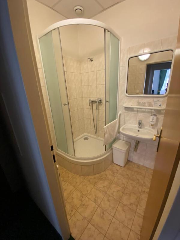 Double or Twin Room image 2