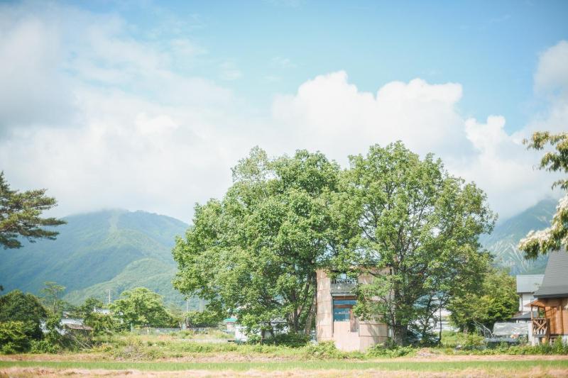 Oval Mountain Lodge - image 20