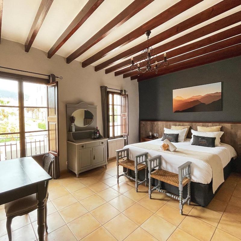 Premier Double Room with Mountain View  image 1