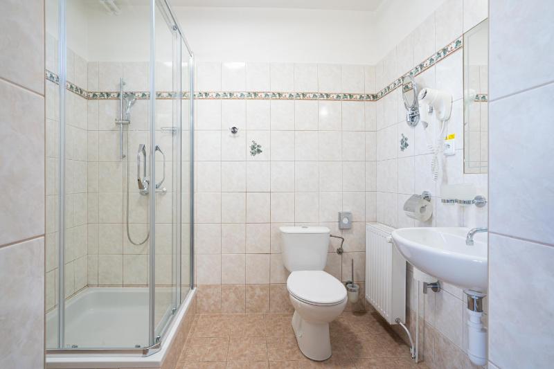 Standard Double Room with Terrace - Ground Floor image 3