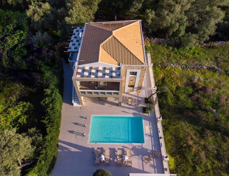 Valtos Beach Hotel - image 44