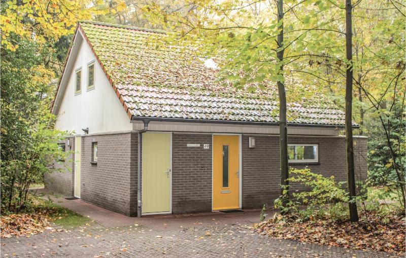 Three-Bedroom Holiday Home  image 1