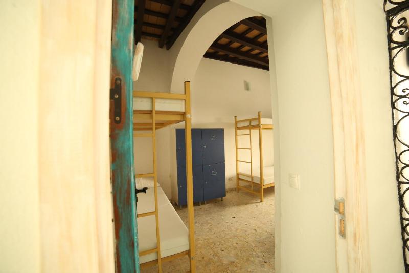 Wake up in Tarifa Hostel & Restaurant Lounge - image 26