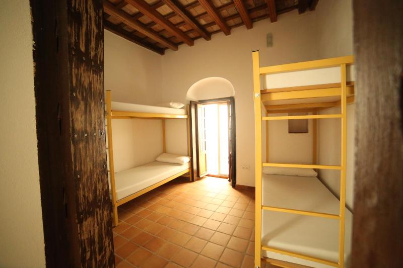 Wake up in Tarifa Hostel & Restaurant Lounge - image 18