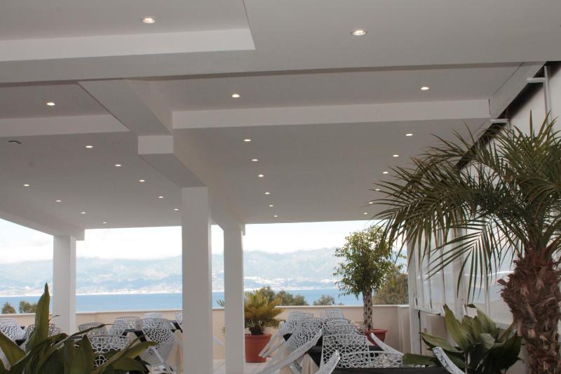 Hotel Lungomare - image 2
