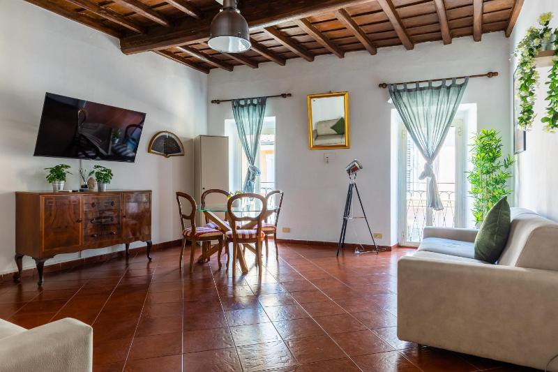 One-Bedroom Apartment image 3