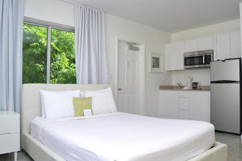 Two-Bedroom Suite image 4