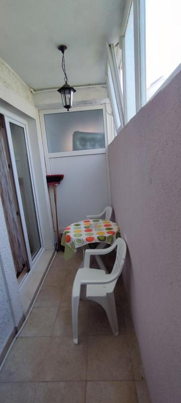 Studio Apartment image 3