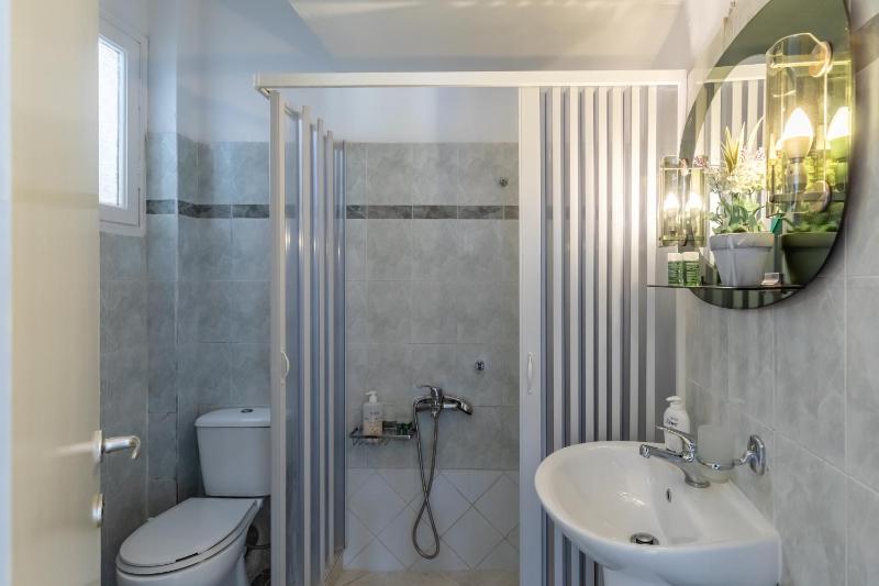 Marialena Rooms - image 5