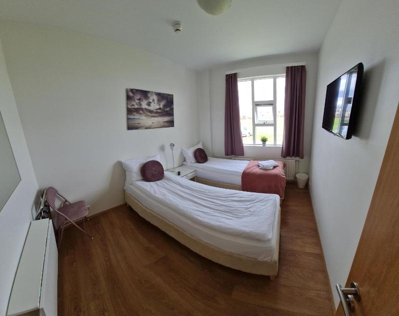 Economy Double Room with Shared Bathroom - Annex image 4