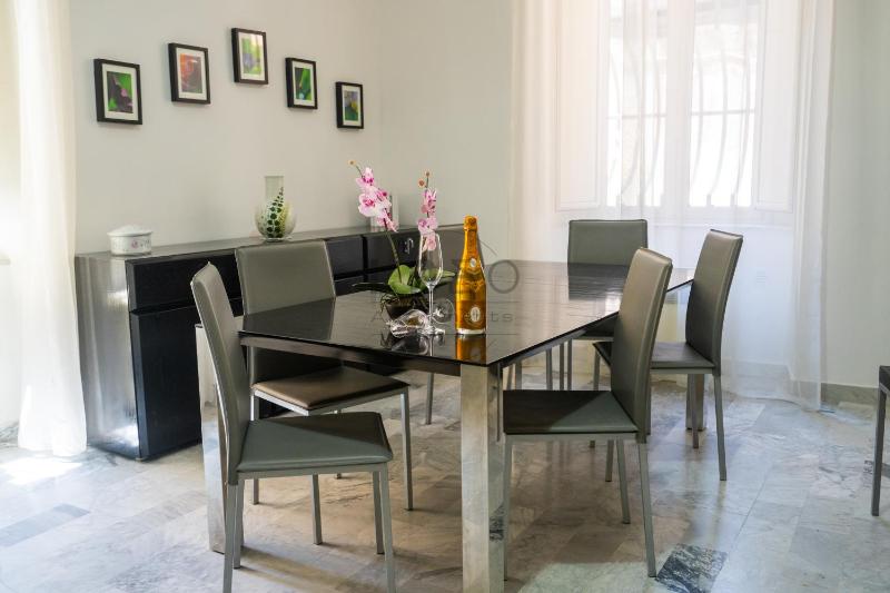 Eirene Exclusive Apartment - image 21