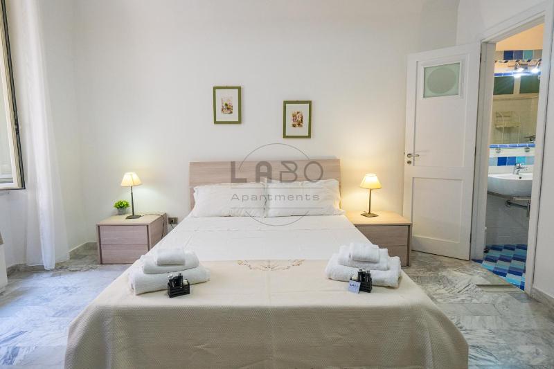 Eirene Exclusive Apartment - image 7