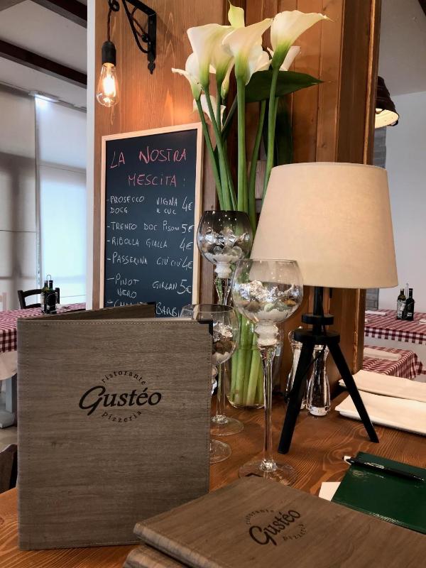 Hotel Cristina - image 17