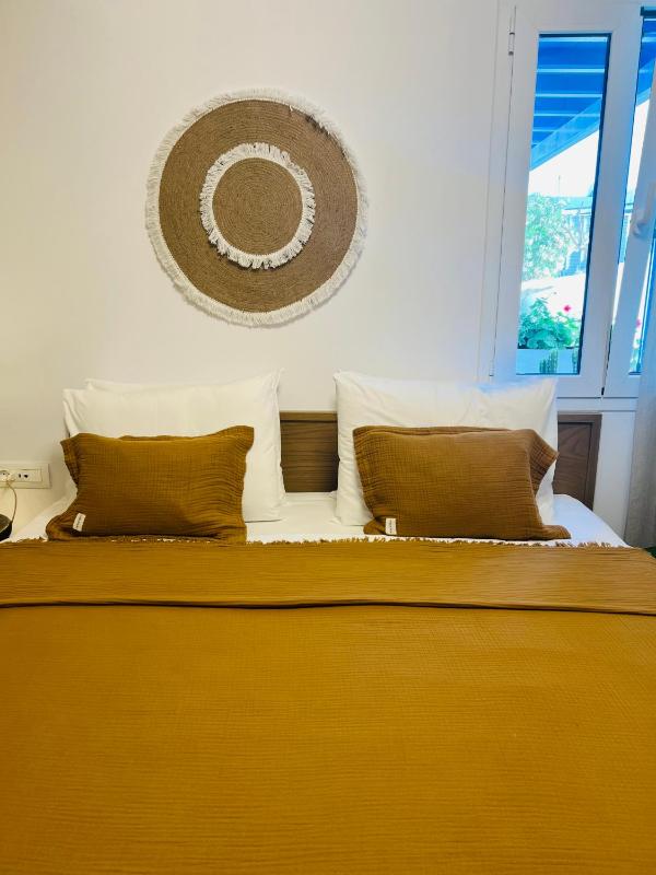 Standard Double or Twin Room image 4
