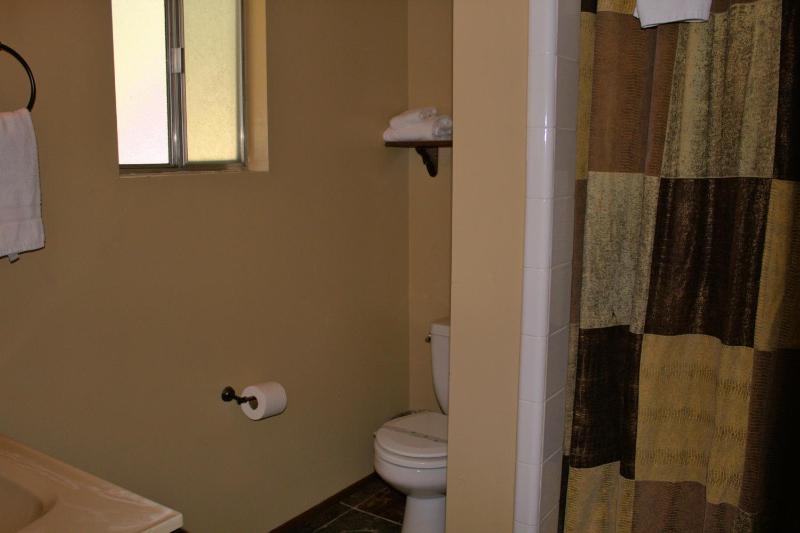 Standard Double Room image 2