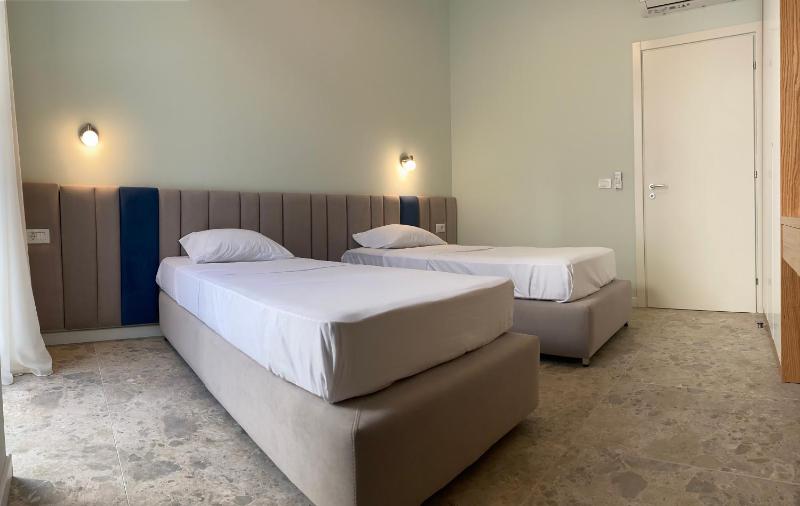 Seaclusion Villa Palase - Heated Pool & Jacuzzi - image 9