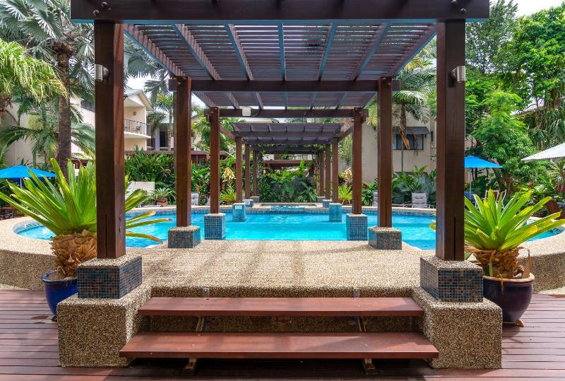 Seascape Holidays at 30 Tropic Style - image 4